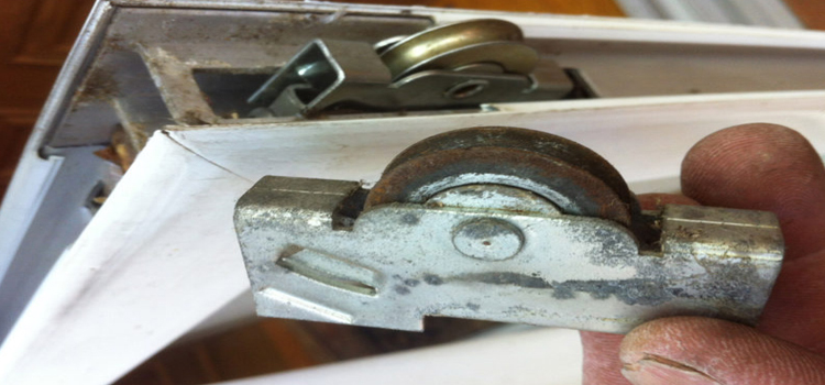 screen door roller repair in Walnut Creek